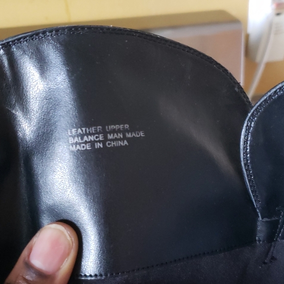 Boot - Picture 2 of 4